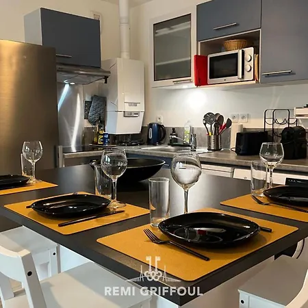 Apartment Les 4 Elements 4 Balcony Elevator & Private Parking Sleeps 4 *