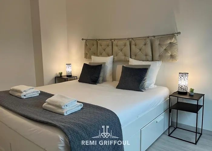 Les 4 éléments 4 Balcony Elevator&private Parking Sleeps 4 Honfleur