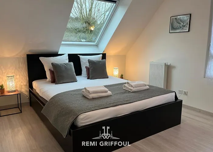 Daire Les 4 Elements 4 Balcony Elevator & Private Parking Sleeps 4 Honfleur